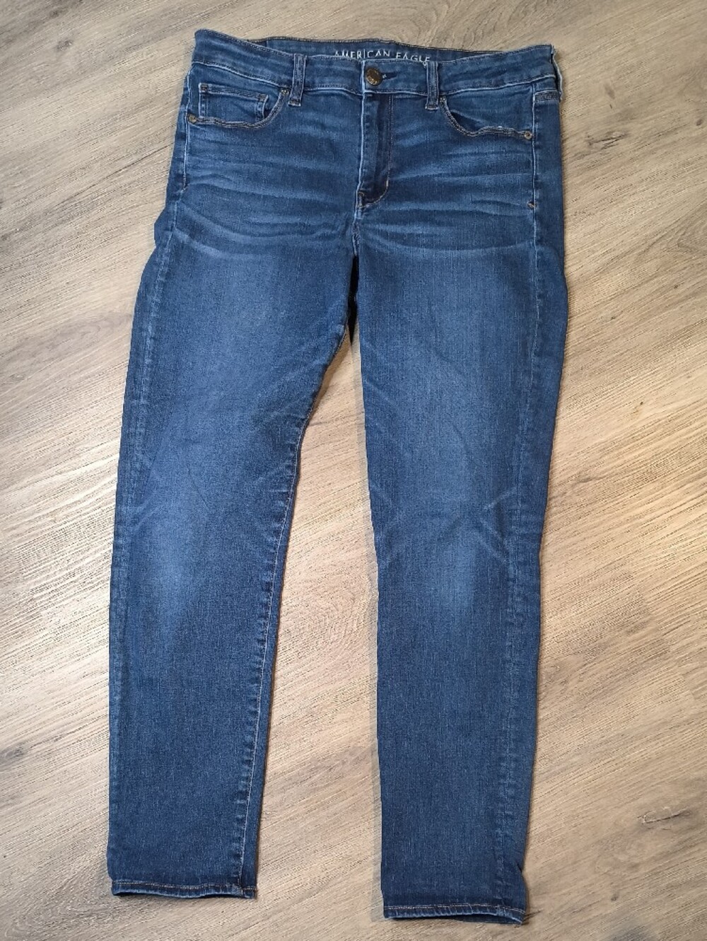 S1213 Skinny Fit w/28.5" Inseam American Eagle Mid Rise Size 14 Jeans